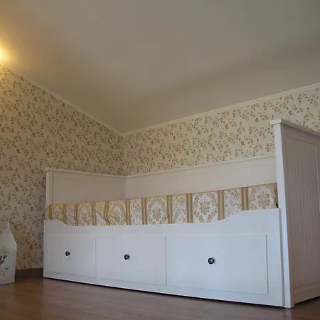 The White Alojamento de Acomodação e Pequeno-almoço Bracciano (Rome)